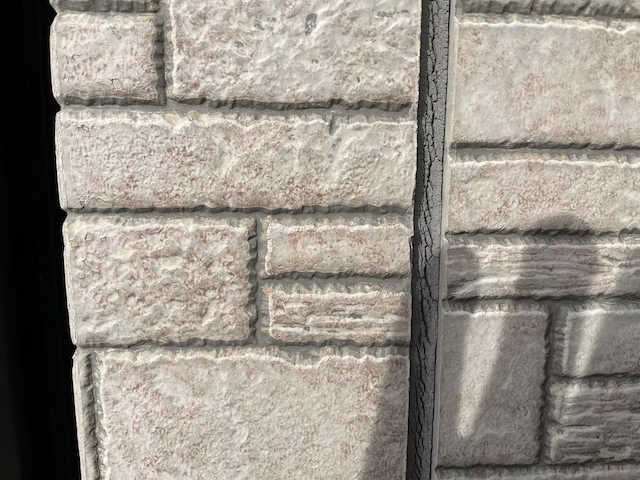 草加市長栄　シーリング劣化